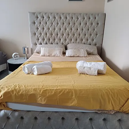 Elegant F1 Proche Tramway Et * Nice